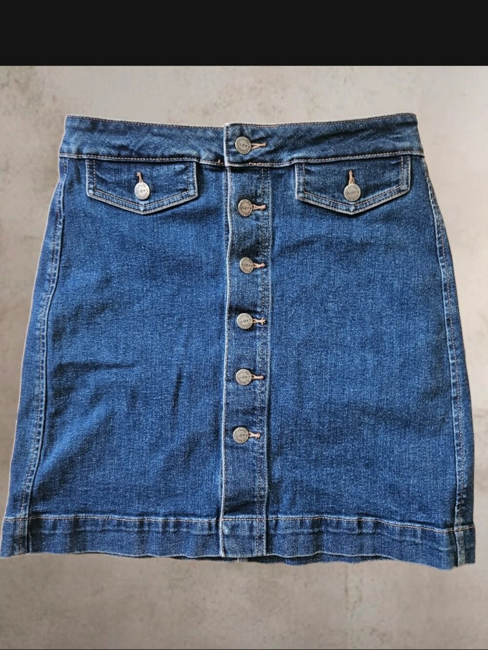 LOFT Rivete Button Denim Mini Pocket Skirt in Classic Indigo Wash Size 2